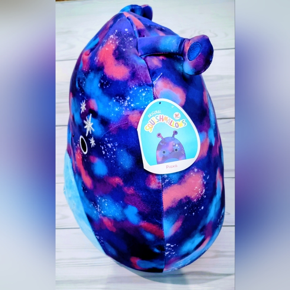 NWT Galaxy Squishmalliws Plush Toy with Blue and Purple Design Nsmed Piaxa, 17" - Picture 3 of 3